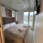 Floating House - Sea *